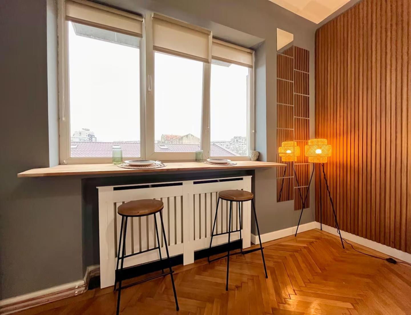 Woodie Studio With Premium Comfort By Piata Unirii Bukares Bagian luar foto