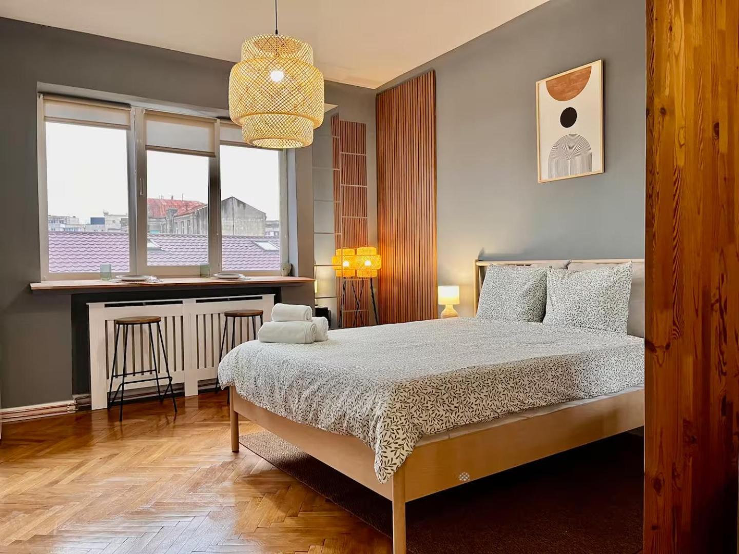 Woodie Studio With Premium Comfort By Piata Unirii Bukares Bagian luar foto